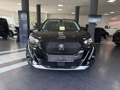 Gebraucht Peugeot e-2008 Allure 100 kW (136 PS) 2021 Schwarz SUV