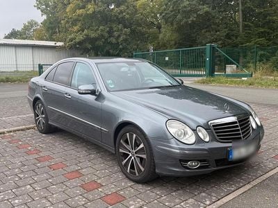 Mercedes E280