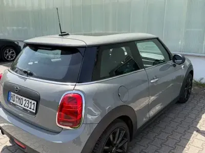 Gebraucht Mini ONE 102 PS (75 kW) 2019 Grau Kleinwagen