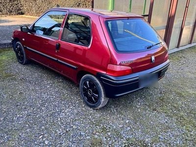 Gebraucht Peugeot 106 60 PS (44 kW) 1999 Rot Kleinwagen
