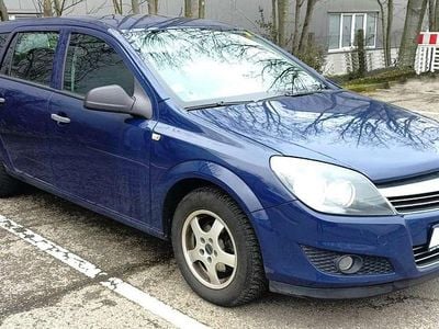 Gebraucht Opel Astra Selection 90 PS (66 kW) 2010 Blau Kombi