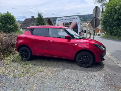 Gebraucht Suzuki Swift Comfort 83 PS (61 kW) 2020 Rot Kleinwagen