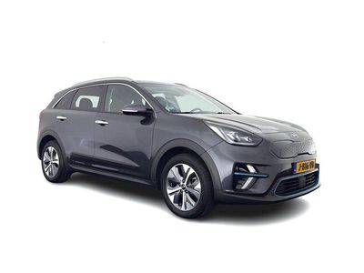 Grau Gebraucht 2020 Kia e-Niro SUV | 13.945 €