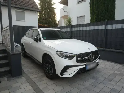 Gebraucht Mercedes GLC220 AMG line 197 PS (144 kW) 2024 Weiß SUV