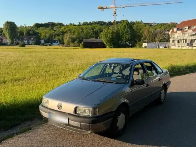 Gebraucht VW Passat 90 PS (66 kW) 1990 Grau Limousine