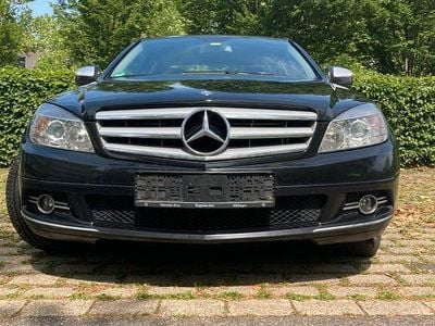 Gebraucht Mercedes C220 Avantgarde 170 PS (125 kW) 2007 Schwarz Limousine