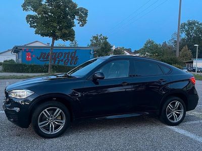 Schwarz Gebraucht 2016 BMW X6 M Sport SUV | 29.999 €