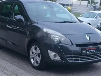 Gebraucht Renault Scénic Dynamique 131 PS (96 kW) 2010 Grau Van / Kleinbus