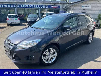 Gebraucht Ford Focus Trend 125 PS (91 kW) 2011 Grau Kombi
