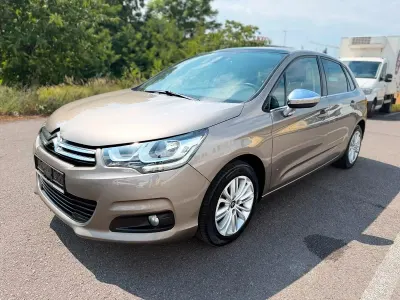 Gebraucht Citroën C4 SELECTION 131 PS (96 kW) 2015 Grau Limousine