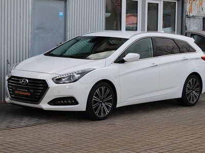 Weiß Gebraucht 2017 Hyundai i40 Premium Kombi | 13.980 € (Fairer Preis)