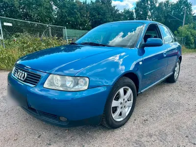 Gebraucht Audi A3 100 PS (73 kW) 2003 Blau Kleinwagen