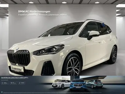 Gebraucht BMW 220 Active Tourer Performance 156 PS (114 kW) 2025 Weiß Van / Kleinbus