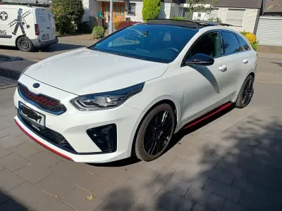 Gebraucht Kia ProCeed GT 204 PS (150 kW) 2021 Weiß Kombi