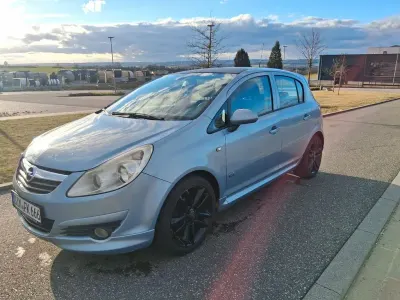 Gebraucht Opel Corsa Sport 80 PS (58 kW) 2009 Blau Kleinwagen