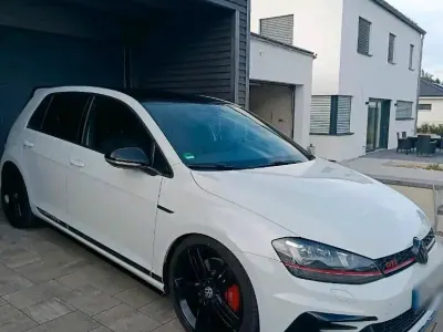 Używany VW Golf VII GTI Clubsport 265 KM (194 kW) 2016 Biały Sedan/Limuzyna