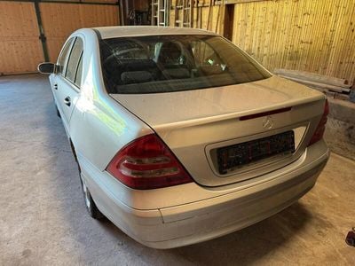 Mercedes C220