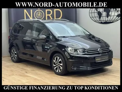 Gebraucht VW Touran Active 150 PS (110 kW) 2021 Schwarz Van / Kleinbus