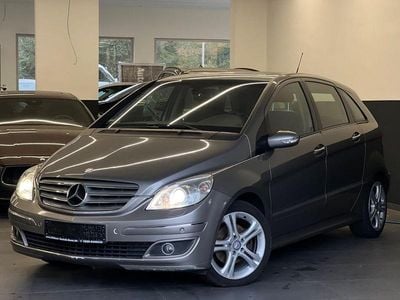 Mercedes B200