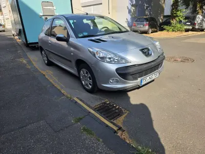 Gebraucht Peugeot 206 75 PS (55 kW) 2010 Limousine