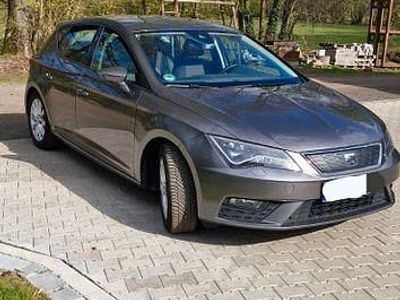 Usata Seat Leon Ecomotive 116 CV (85 kW) 2017 Grigio Berlina