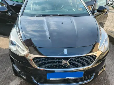Gebraucht Citroën DS5 165 PS (121 kW) 2018 Schwarz Kleinwagen
