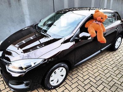 Gebraucht Renault Mégane Authentique 110 PS (80 kW) 2015 Braun Limousine