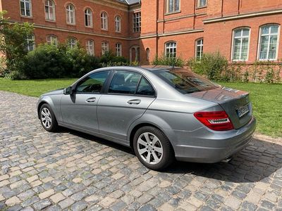 Mercedes C200