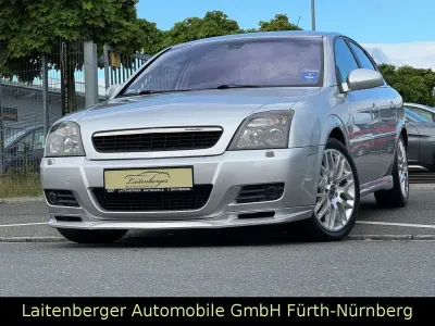 Gebraucht Opel Vectra GTS 175 PS (128 kW) 2004 Silber Limousine