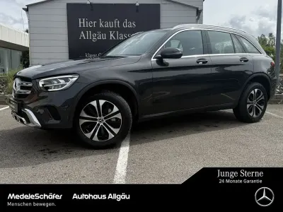 Gebraucht Mercedes GLC300e Business 306 PS (225 kW) 2022 Lack graphitgrau (metallic) SUV