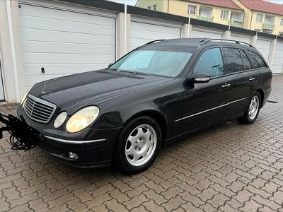 Mercedes E270