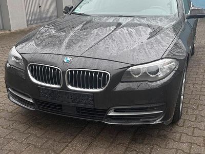 Grau Gebraucht 2013 BMW 520 Kombi | 10.900 € (Fairer Preis)