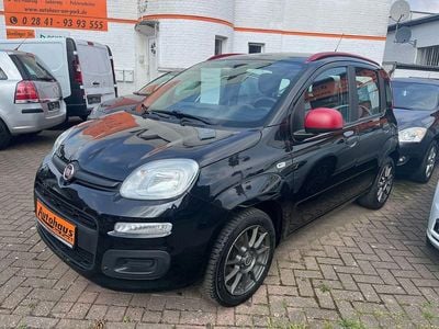 Second-hand Fiat Panda Pop 69 CP (50 kW) 2016 Negru Hatchback