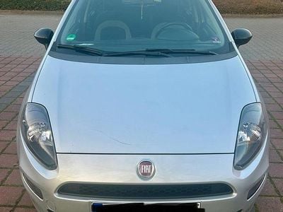 Gebraucht Fiat Punto 86 PS (63 kW) 2012 Silber Kleinwagen