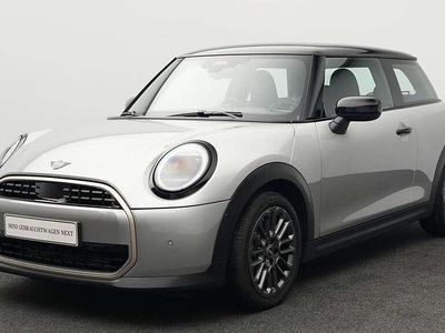 Grau Gebraucht 2024 Mini Cooper Favoured Kleinwagen | 25.731 € (Guter Preis)