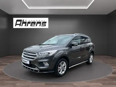 Gebraucht Ford Kuga Titanium 182 PS (133 kW) 2018 Grau SUV