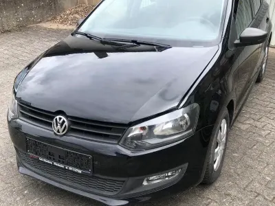Gebraucht VW Polo 60 PS (44 kW) 2011 Schwarz Kleinwagen