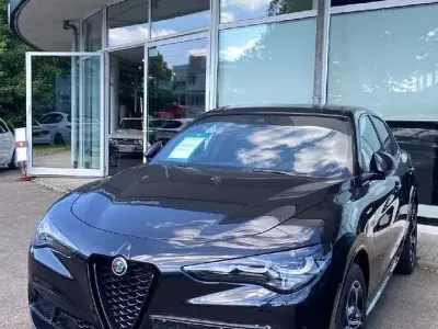 Gebraucht Alfa Romeo Stelvio Veloce 209 PS (153 kW) 2024 Colore esterno (nero vulcano, SUV