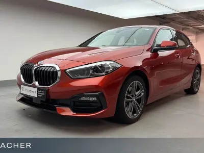 Gebraucht BMW 118 Sport Line 136 PS (100 kW) 2022 Sunset orange Limousine