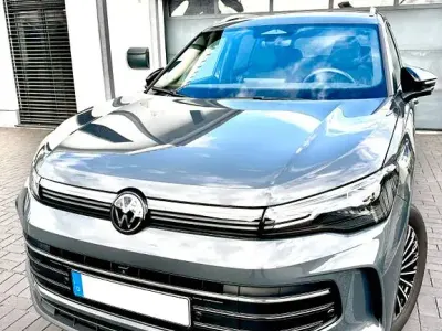 Gebraucht VW Tiguan Goal 193 PS (141 kW) 2025 Grau SUV