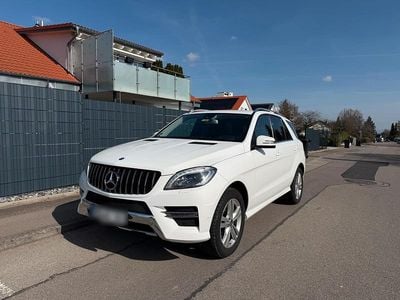 Gebraucht Mercedes ML350 258 PS (189 kW) 2015 Weiß SUV