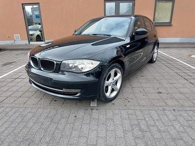Gebraucht BMW 118 142 PS (104 kW) 2009 Schwarz Kleinwagen