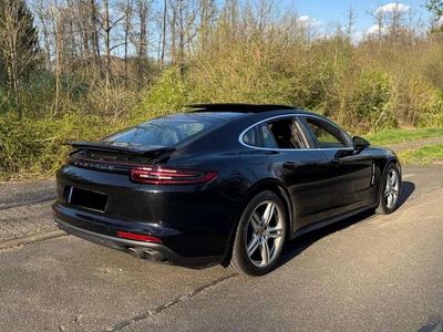 Porsche Panamera 4S