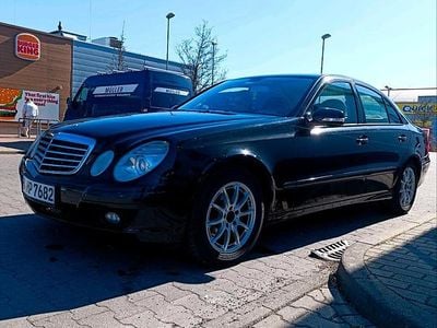 Mercedes E280