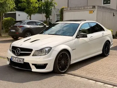 Gebraucht Mercedes C63 AMG AMG 487 PS (358 kW) 2011 Weiß Limousine