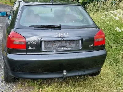 Gebraucht Audi A3 Ambiente 125 PS (91 kW) 1996 Schwarz Kleinwagen