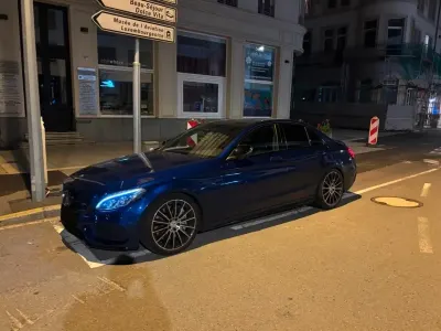 Gebraucht Mercedes C43 AMG AMG 367 PS (269 kW) 2017 Blau Limousine