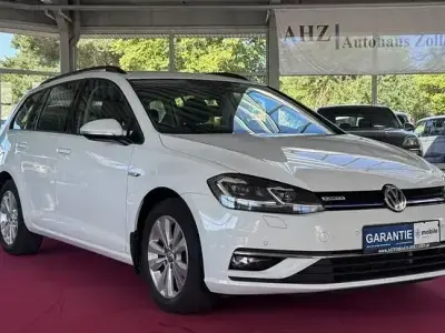 Gebraucht VW Golf VII Comfortline 131 PS (96 kW) 2019 Andere Limousine