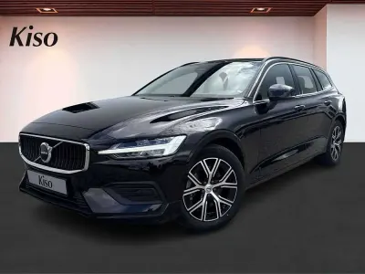 Gebraucht Volvo V60 145 PS (106 kW) 2023 Kombi