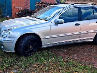 Mercedes C220